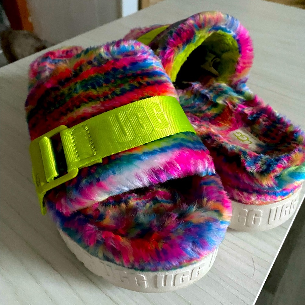 UGG sandal